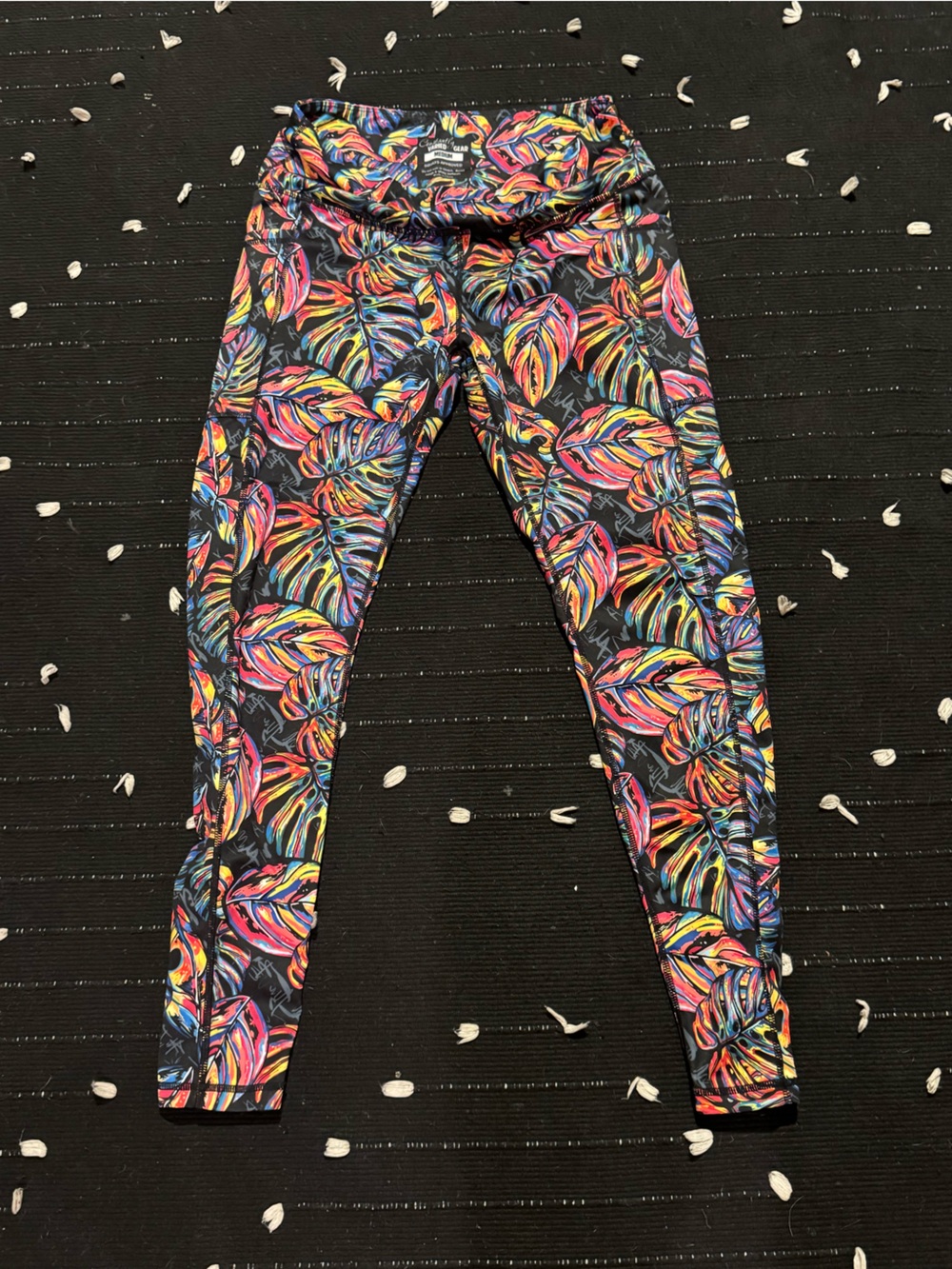 CVG TROPIC LIKE ITS HOT LEGGINGS MEDIUM